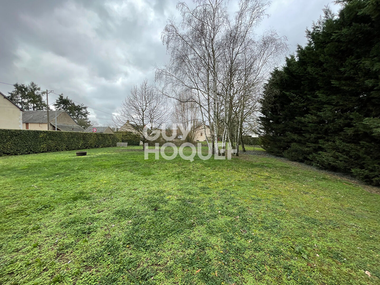 10 MINUTES AU SUD DE BOURGES