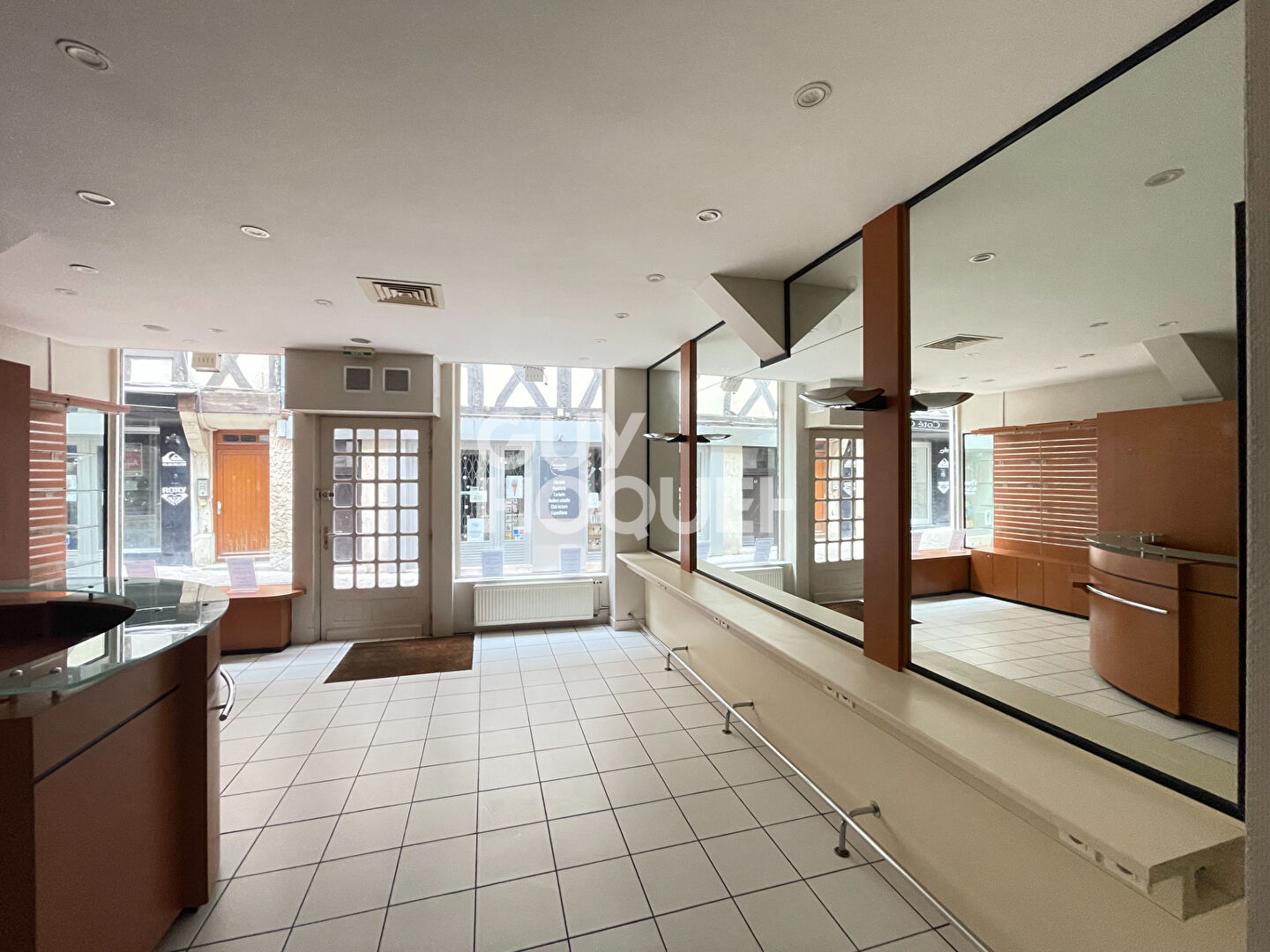 EXCLUSIVITÉ BOURGES - CENTRE VILLE