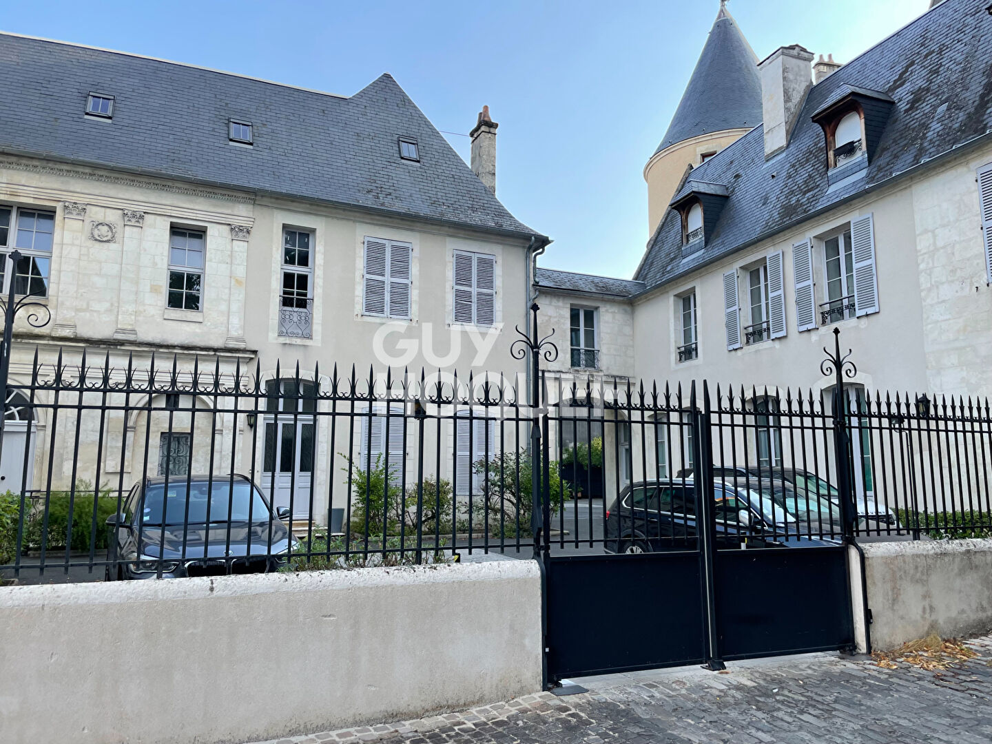 EXCLUSIVITÉ BOURGES CENTRE VILLE