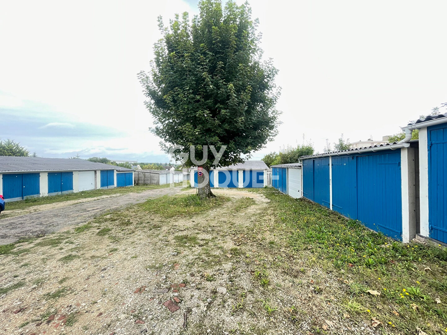 BOURGES / EXCLUSIVITÉ