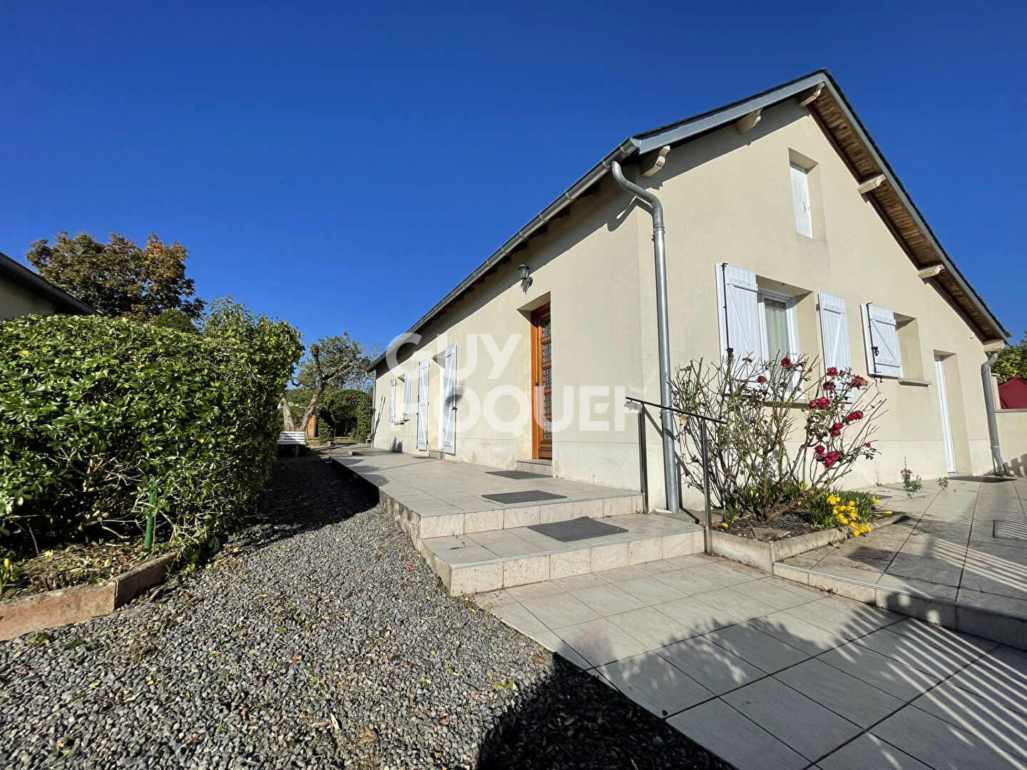 EXCLUSIVITÉ - SAINT-DOULCHARD CENTRE - PETITE RUE CALME