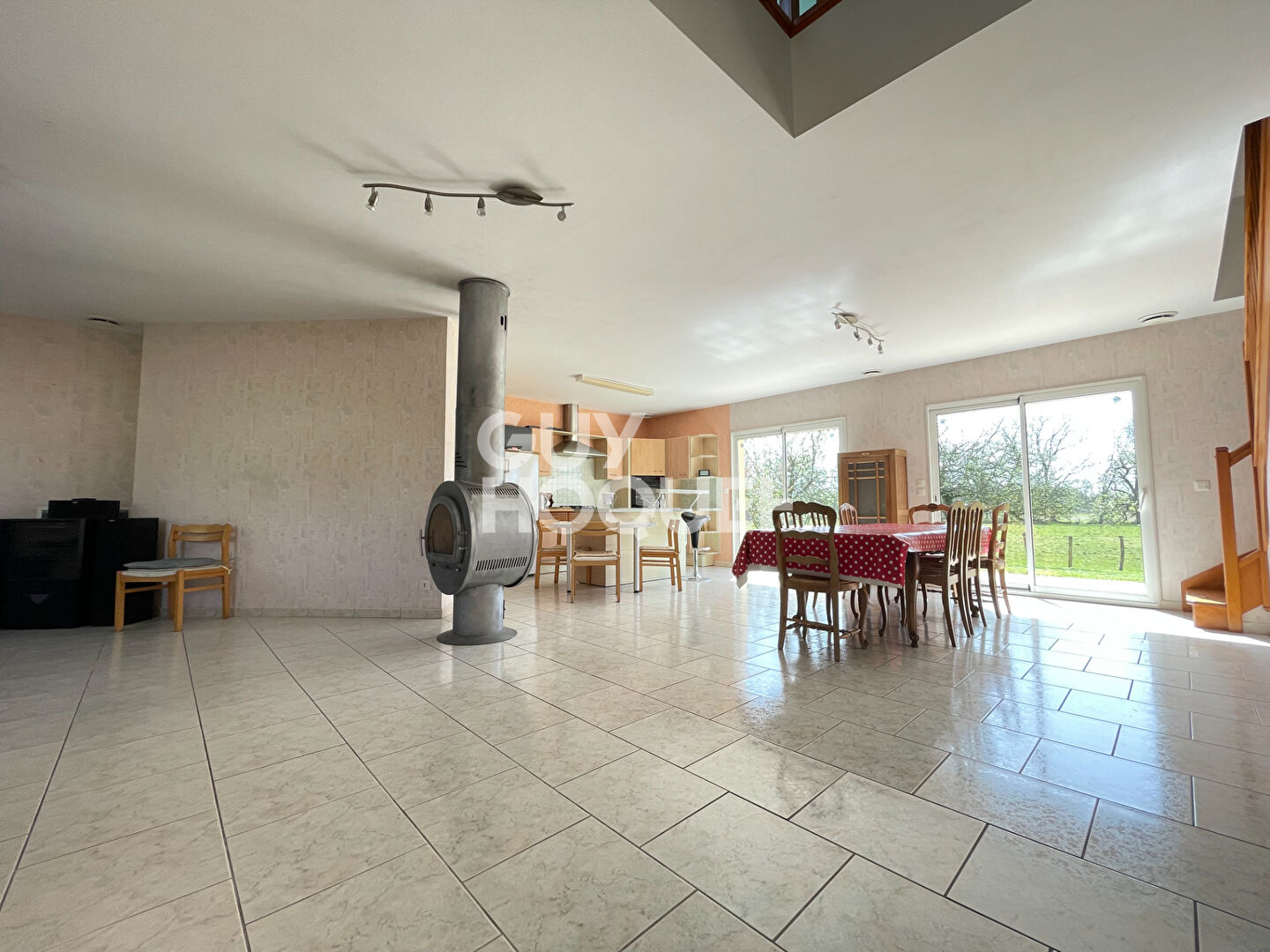 Entre BOURGES et SAINT-GERMAY-DU-PUY