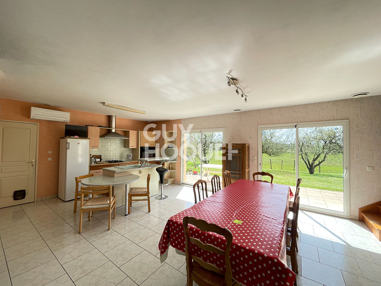 Entre BOURGES et SAINT-GERMAY-DU-PUY