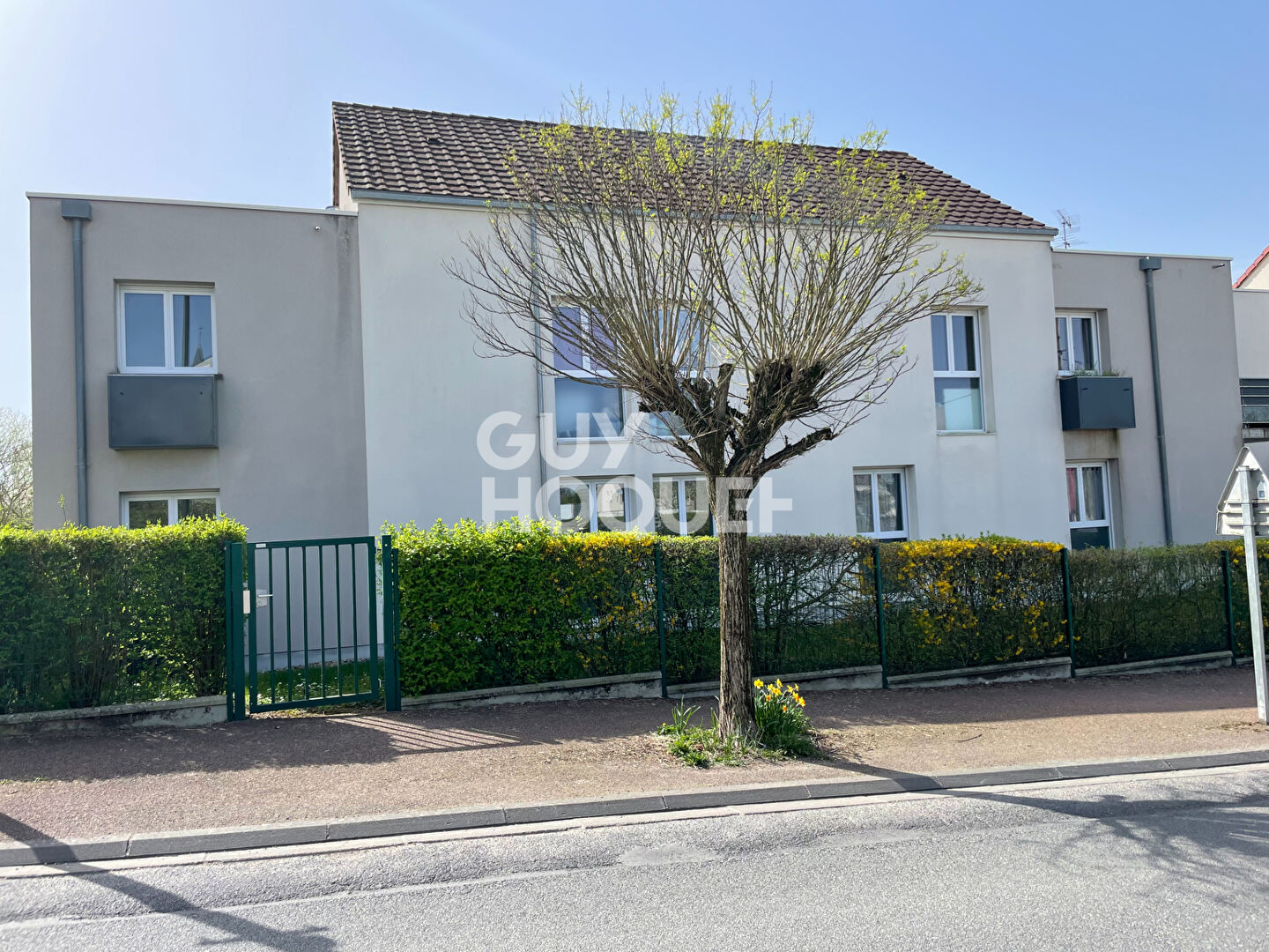 EXCLUSIVITÉ  LA-CHAPELLE-SAINT-URSIN