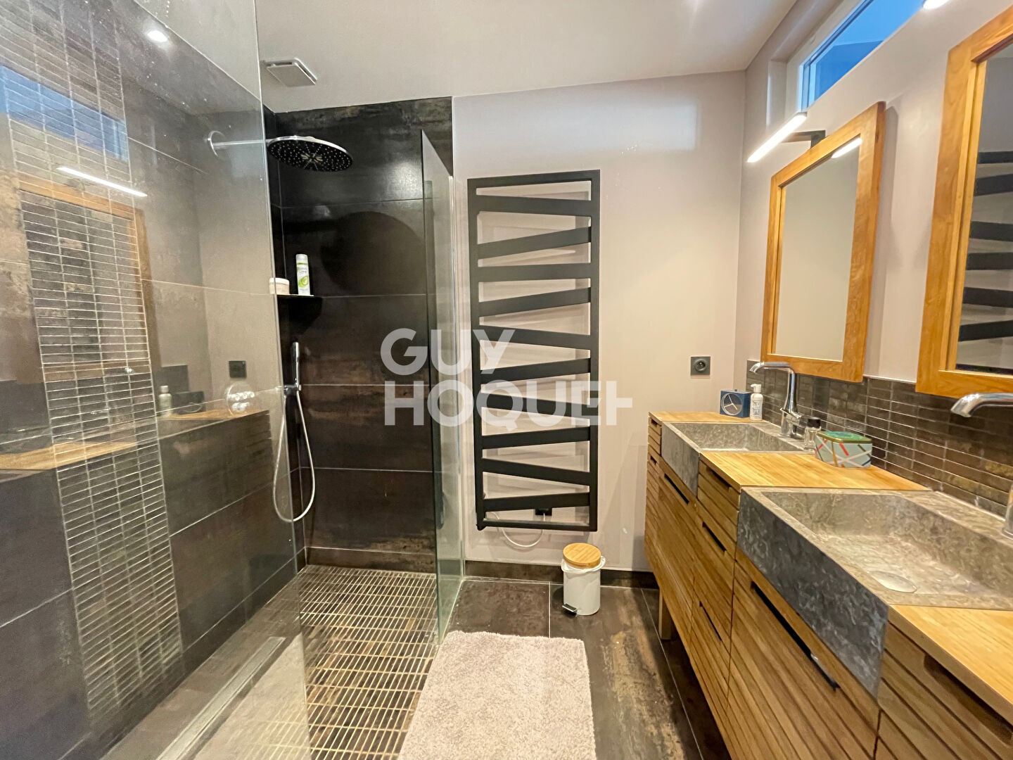 EXCLUSIVITÉ - HYPER CENTRE