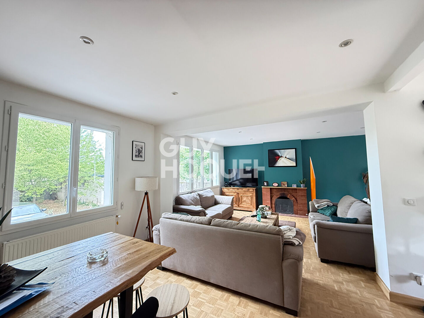 EXCLUSIVITÉ BOURGES