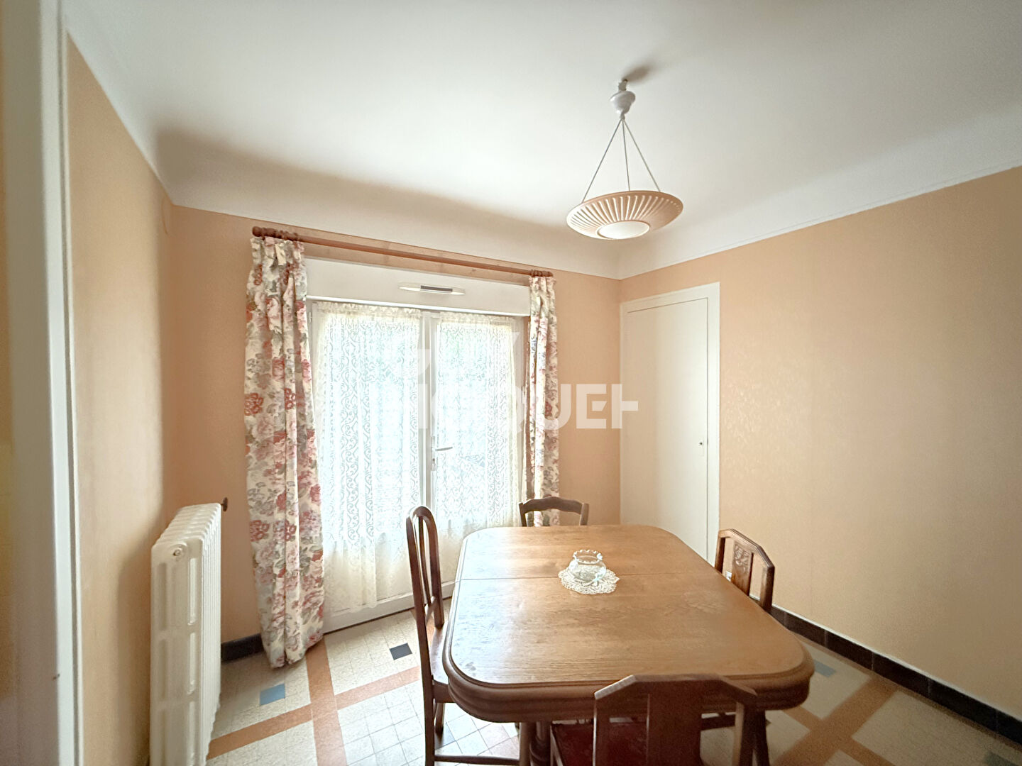 EXCLUSIVITÉ - BOURGES QUARTIER DES DANJONS