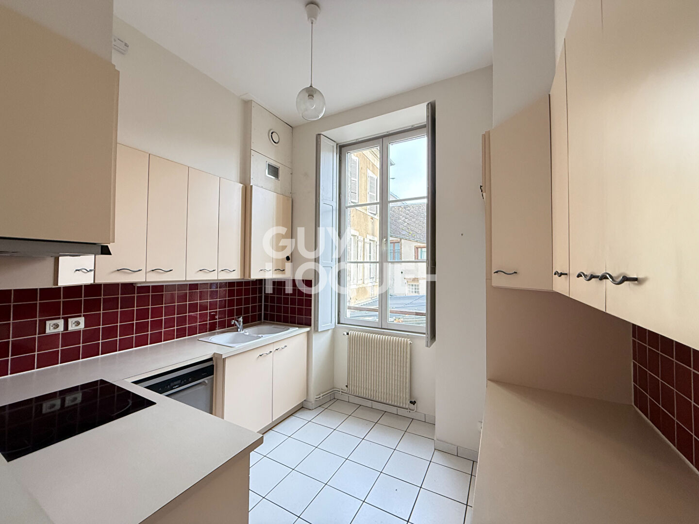 BOURGES QUARTIER RUE D'AURON