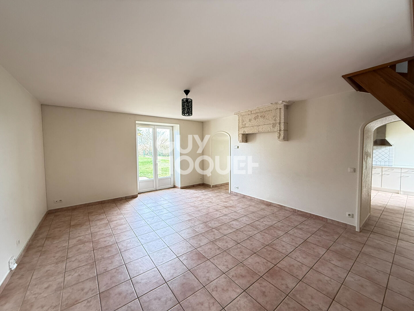 EXCLUSIVITÉ - PLAIMPIED-GIVAUDINS