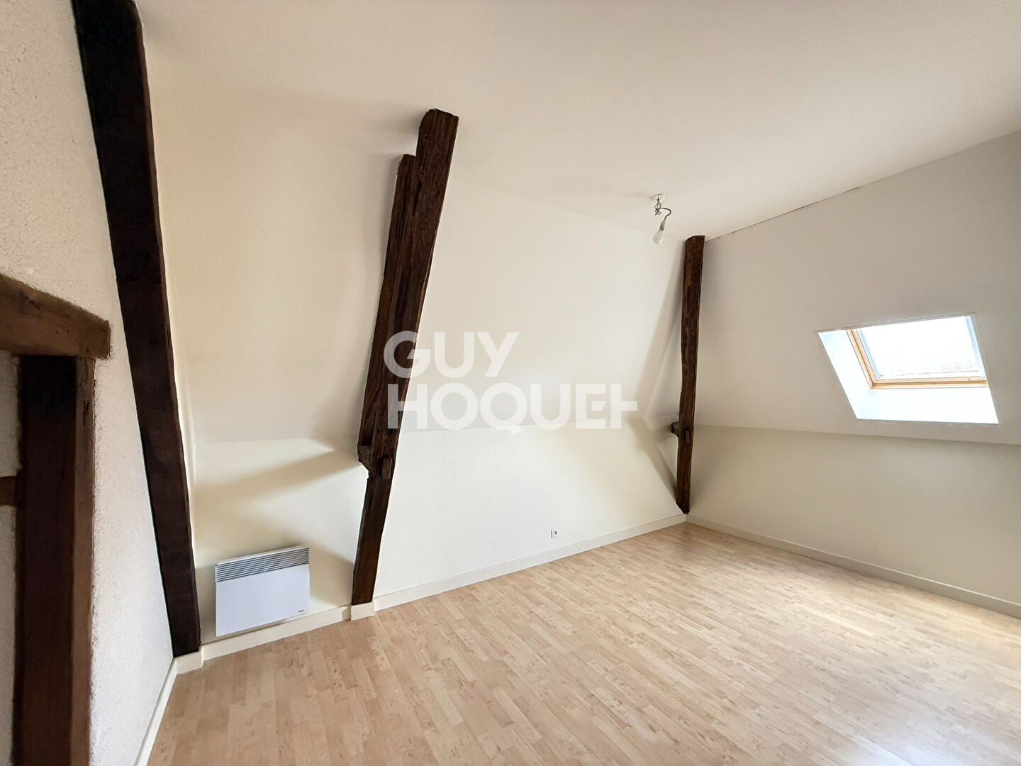 EXCLUSIVITÉ - PLAIMPIED-GIVAUDINS