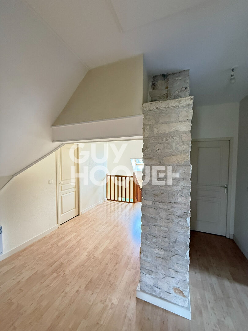 EXCLUSIVITÉ - PLAIMPIED-GIVAUDINS