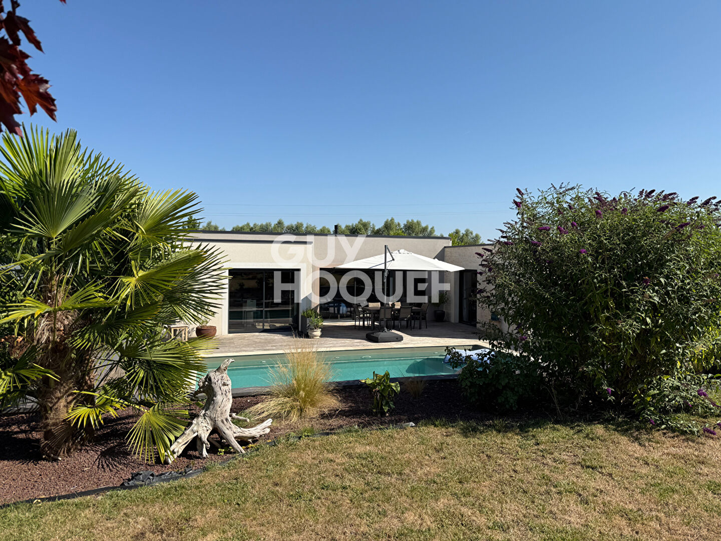 EXCLUSIVITÉ - PROCHE BOURGES