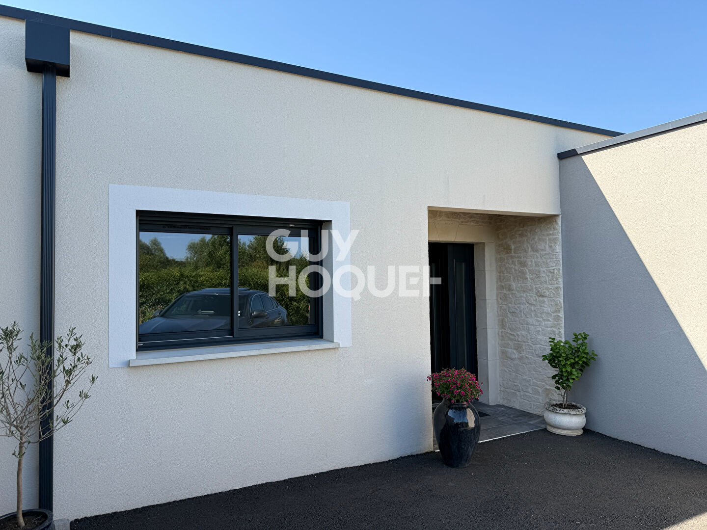 EXCLUSIVITÉ - PROCHE BOURGES