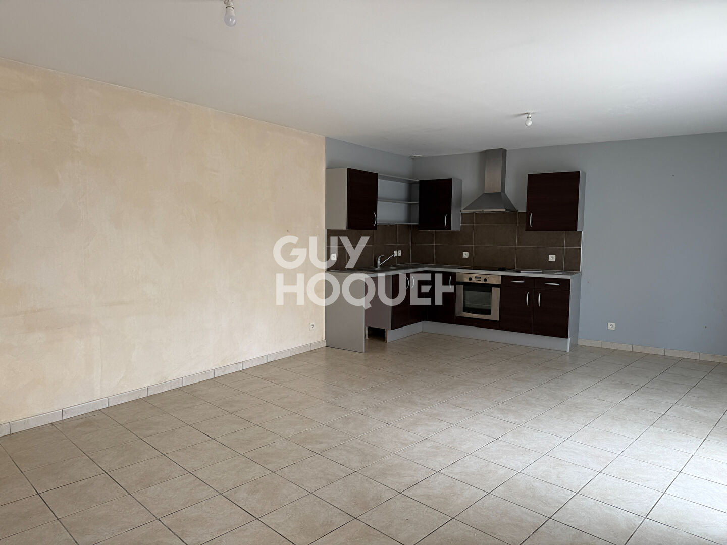 BOURGES - QUARTIER DE LA SALLE D'ARME