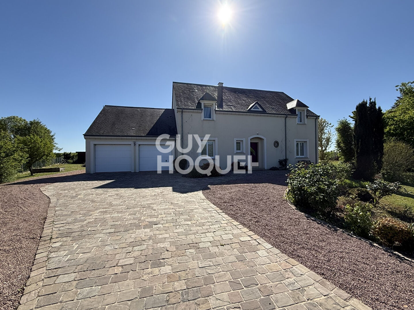 EXCLUSIVITÉ - A  5 MN BOURGES EST