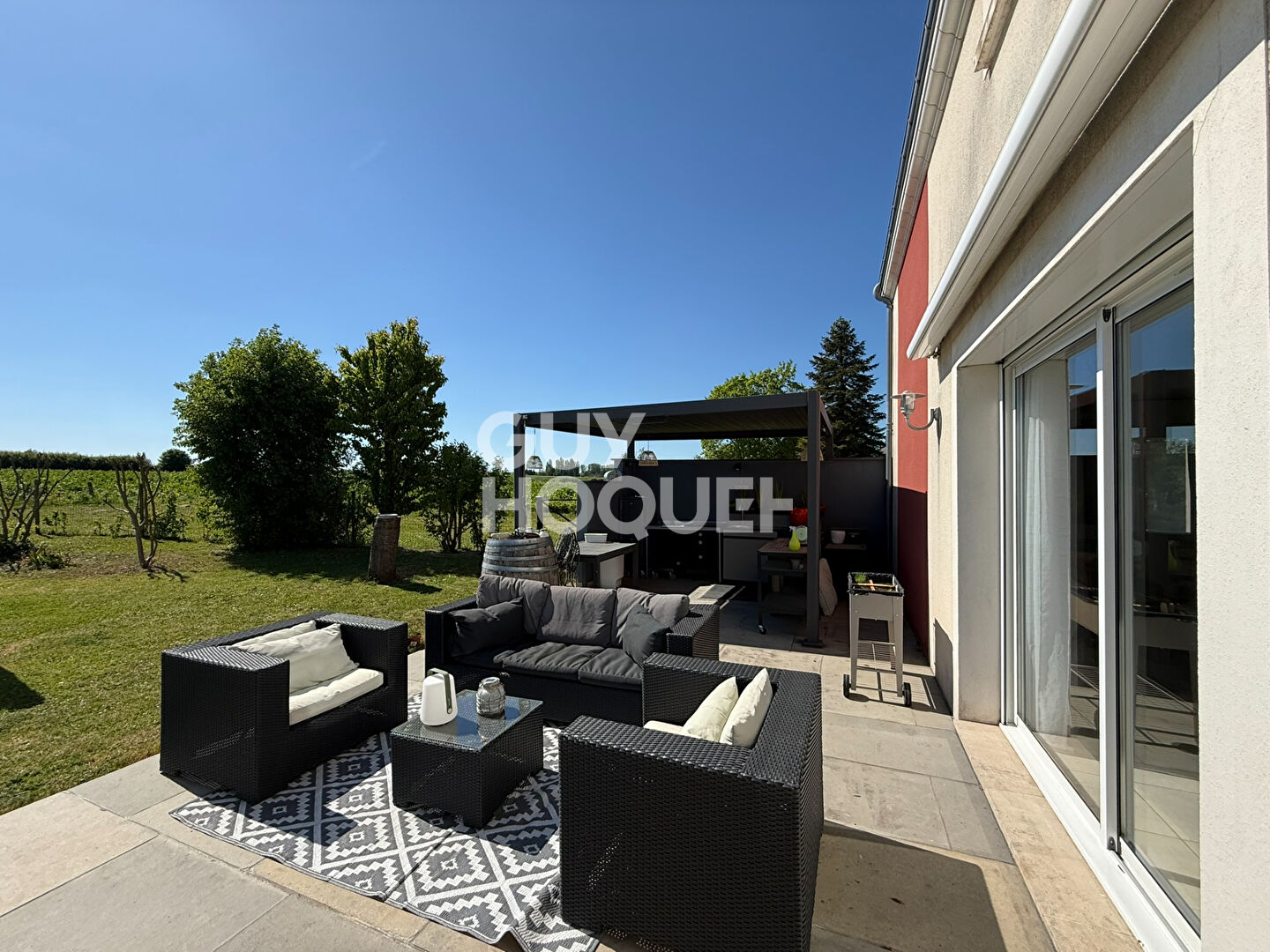 EXCLUSIVITÉ - A  5 MN BOURGES EST