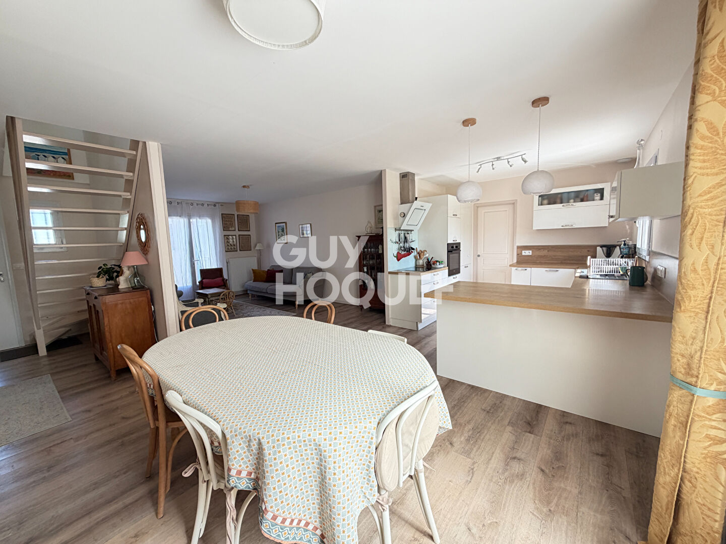 BOURGES -QUARTIER GOLF