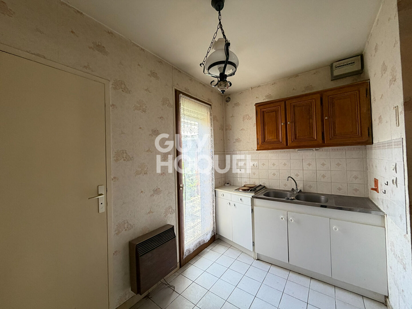 BOURGES  - QUARTIER BAFFIER MAISON AVEC GARAGE