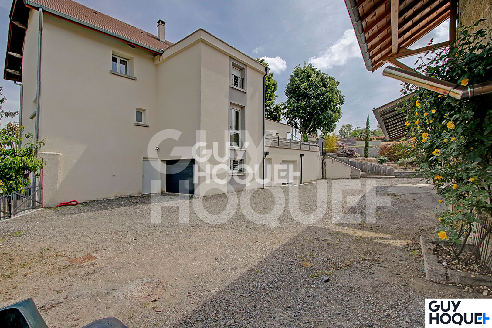 Location d'une maison meublé 5 pièces à SAINT CHEF 