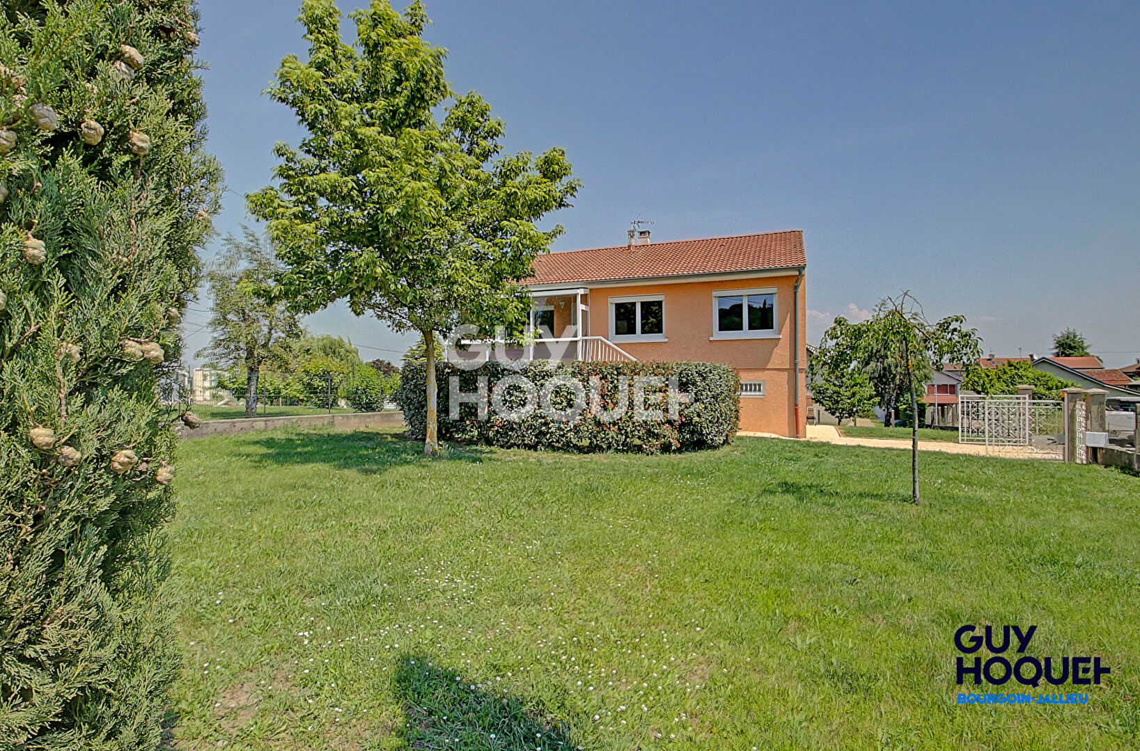 ROCHE : maison F5 (82 m²) en location
