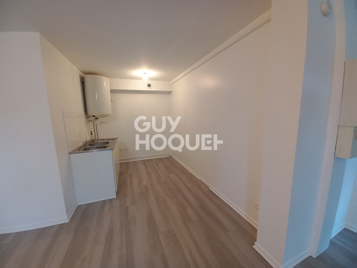 LOCATION APPARTEMENT F1 - 10 Minutes de Verneuil