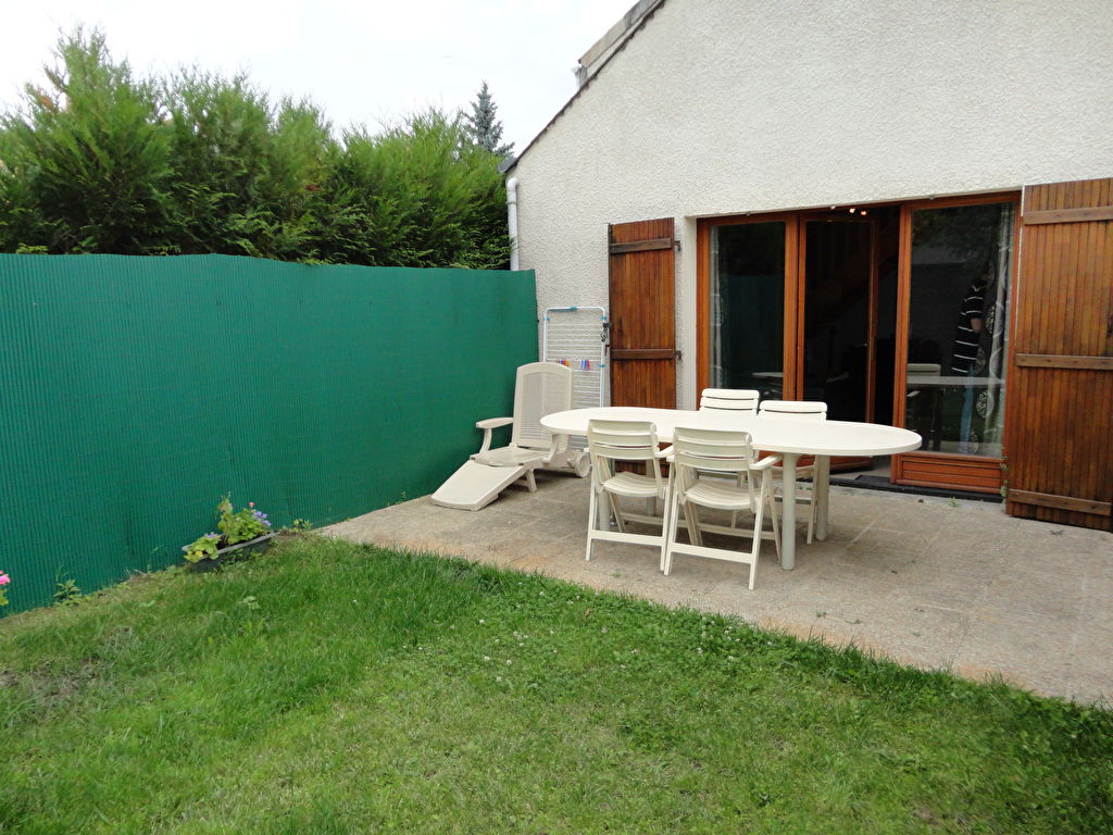 SAINT CHERON proche RER C