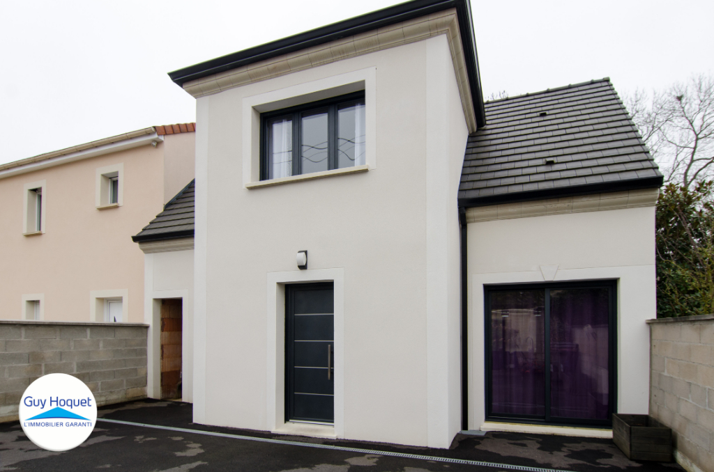 Maison 3 pièces d'une surface habitable de 70 m² à vendre à SAINT CHERON (91530).