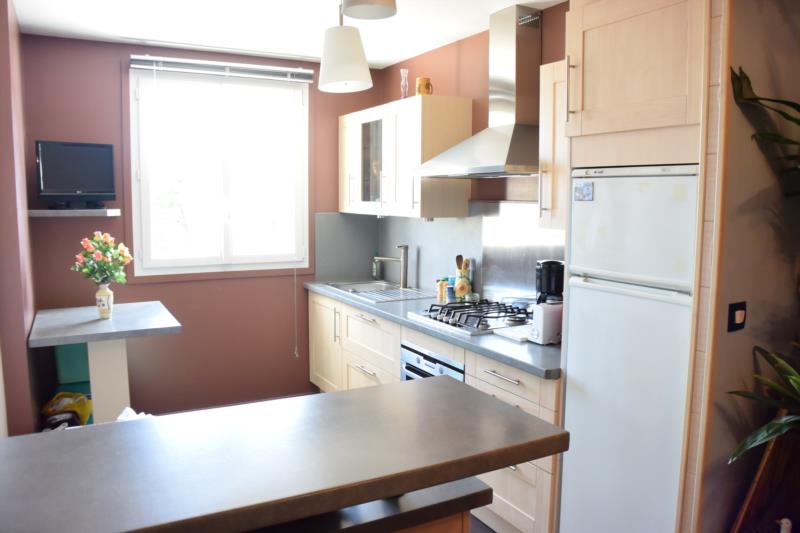 T2 très bien situé, proche du centre