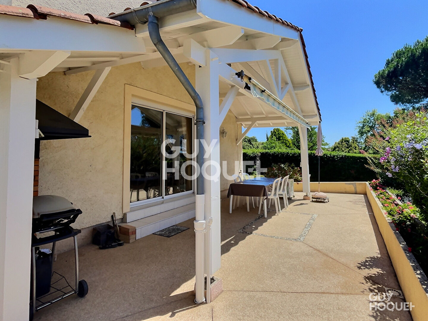 BRINDAS : maison  de plain pied T4 (99m²) à vendre