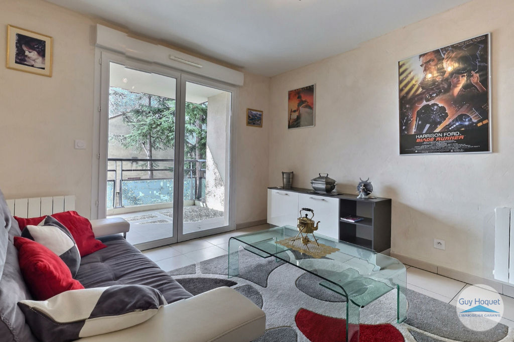 GREZIEU LA VARENNE : appartement F2 en vente