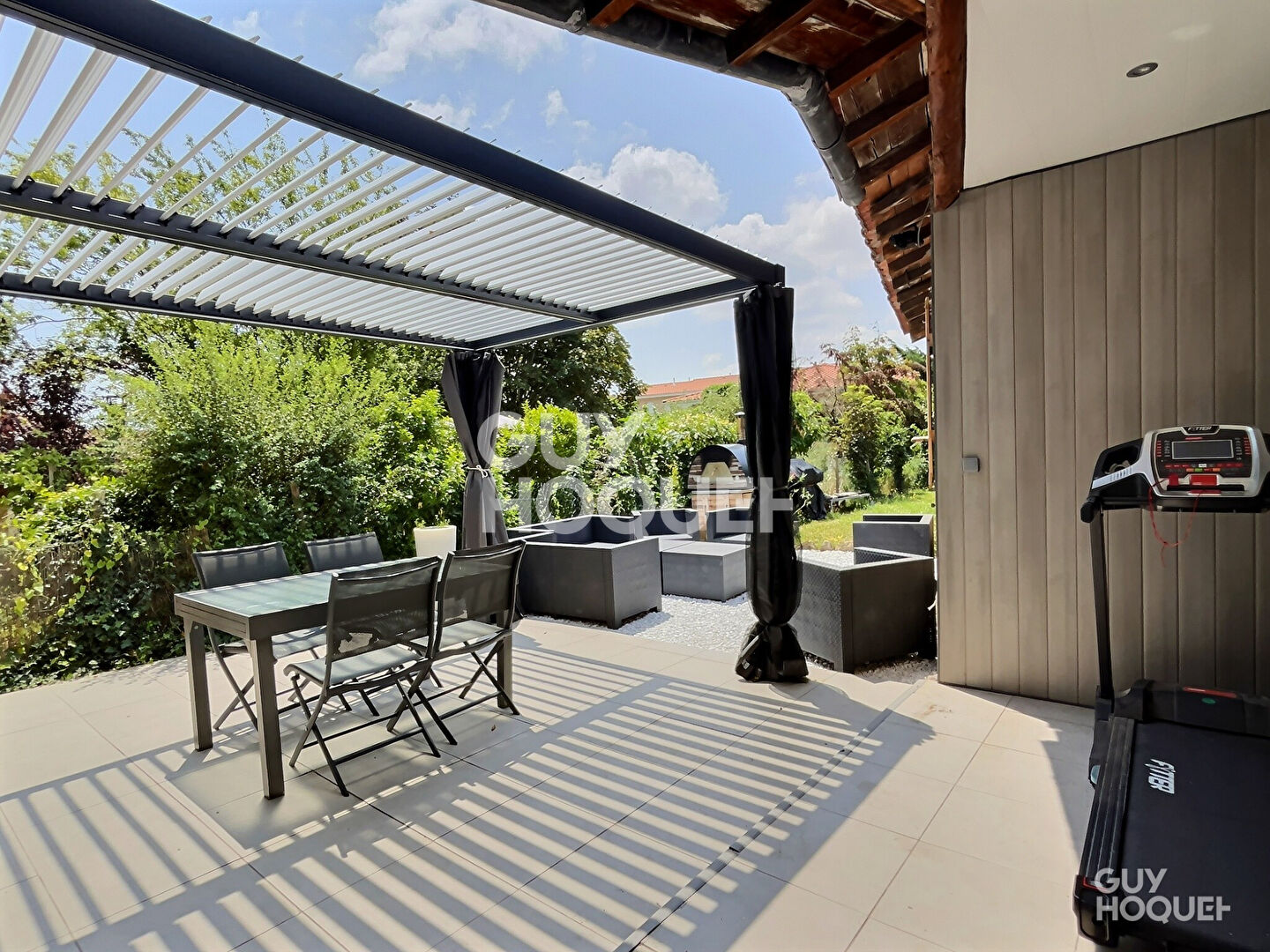 Maison Sainte Consorce 6 pièce(s) 180 m2