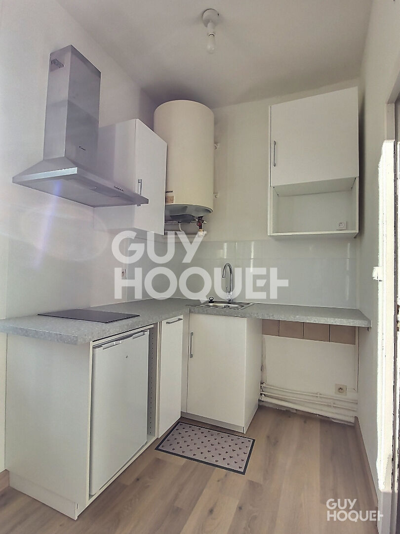 SOUCIEU EN JARREST : appartement 2 pièces (27 m²) à louer