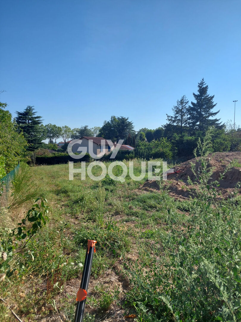 Proche du centre ville de Grezieu la Varenne TERRAIN