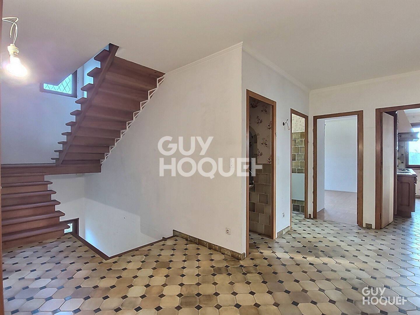 Maison Craponne 8 pièce(s) 200 m2