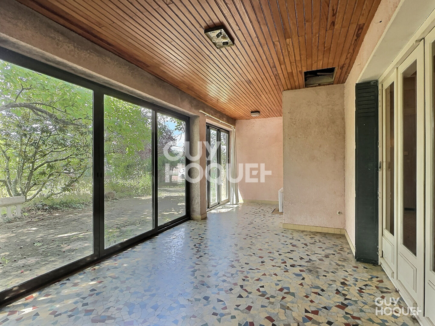 Maison de plain-pied T4 sur un terrain constructible de 2000 m²