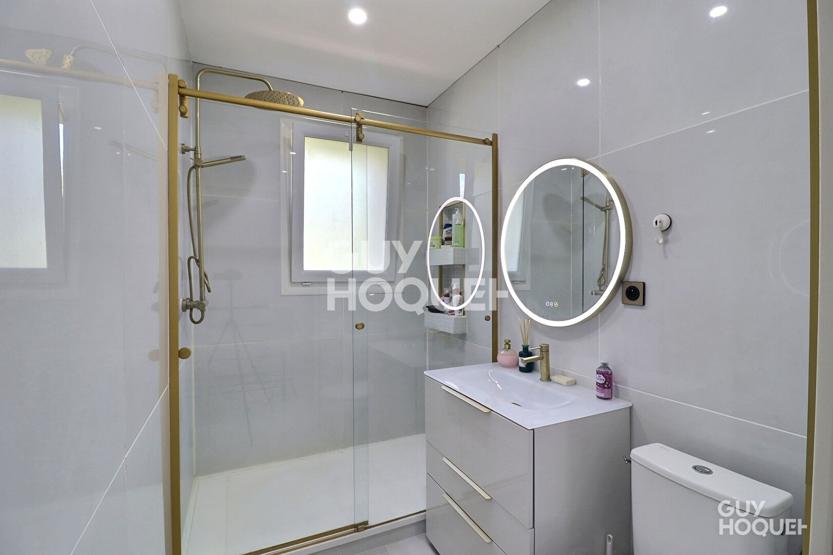 EN EXCLUSIVITÉ : T3 esprit maison avec terrasse à Craponne proche centre