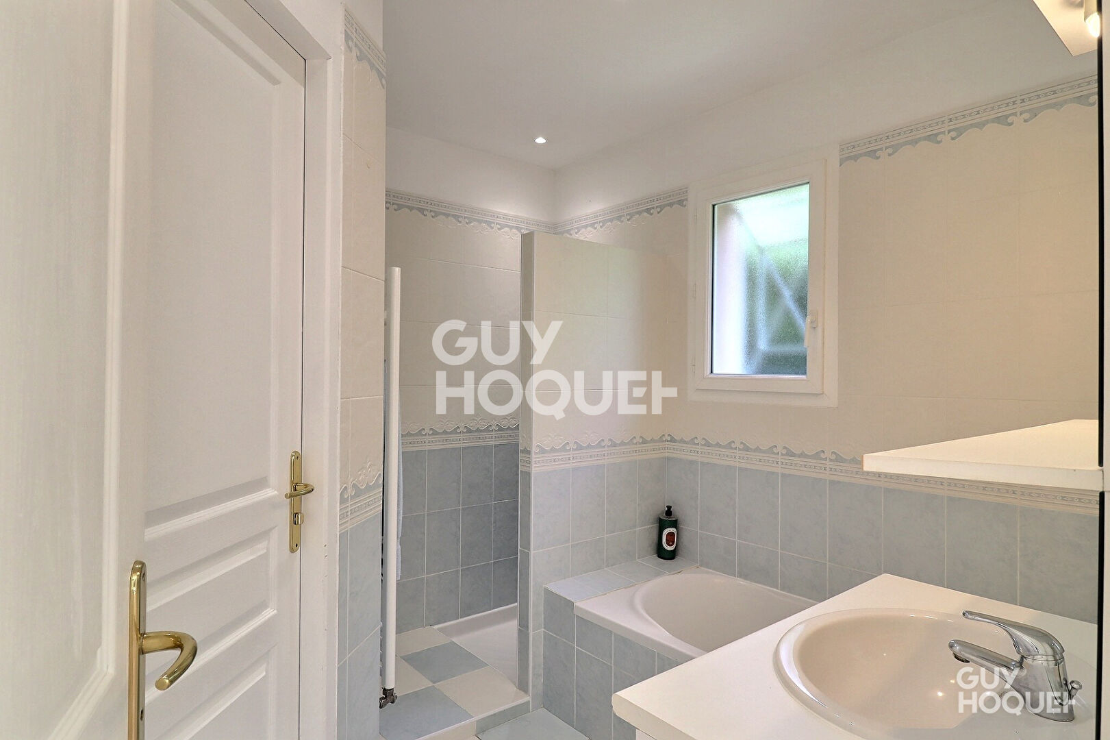 Maison d'architecte BBC de 130 m² au calme en centre-ville