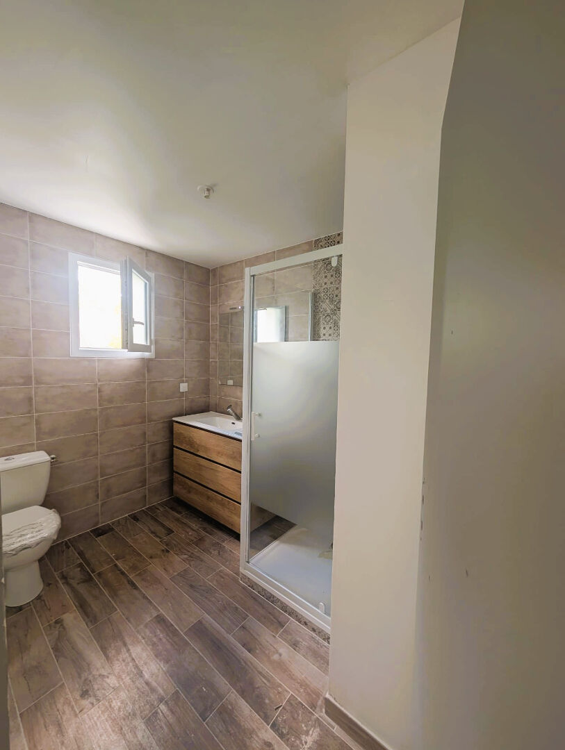 Maison  4 pièce(s) 76 m2 à Varenne Jarcy