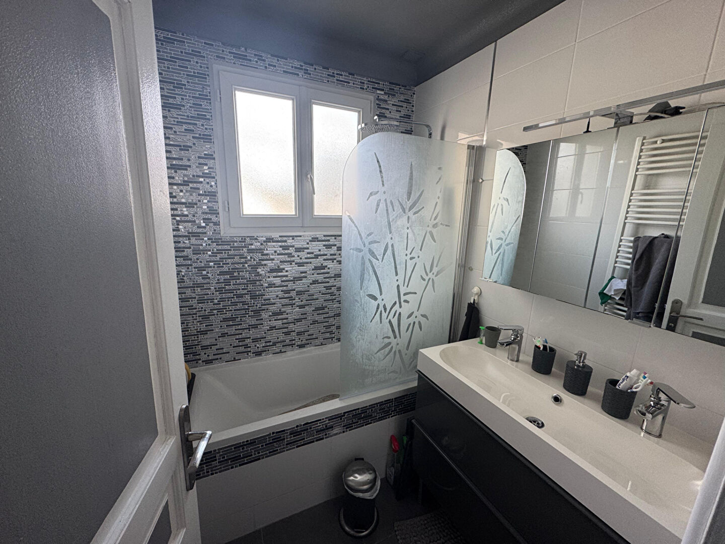 Appartement 6 pièces dans le quartier Saint Pierre 