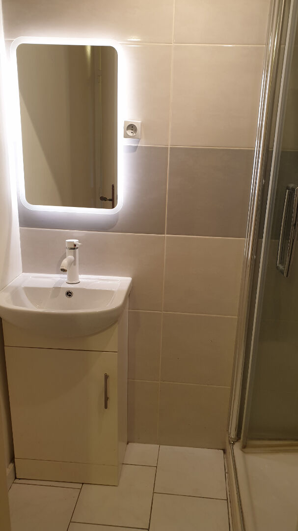 Appartement Bobigny 5 pièce(s) 100.78 m2