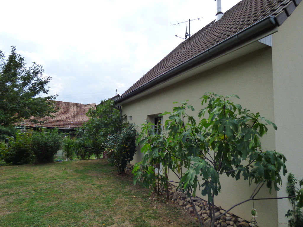 ASPACH LE HAUT (68700) Maison individuelle de 92 m2 avec  8.20 ARES de terrain .