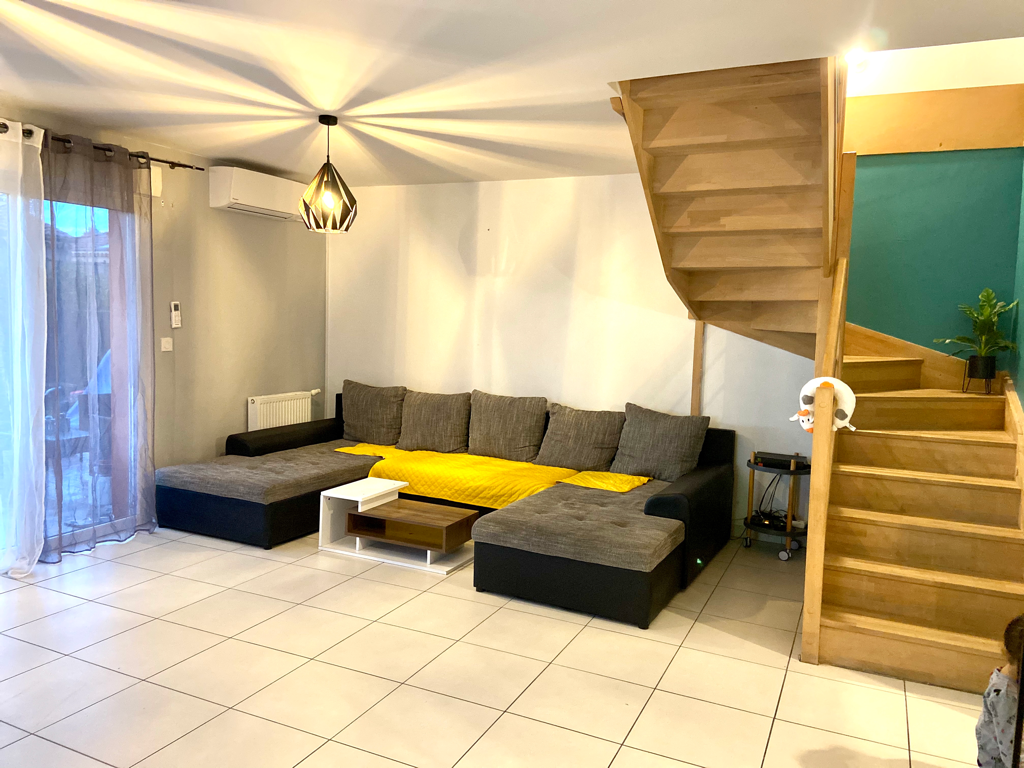 Maison Pierrelatte 4 pièce(s) 90 m2