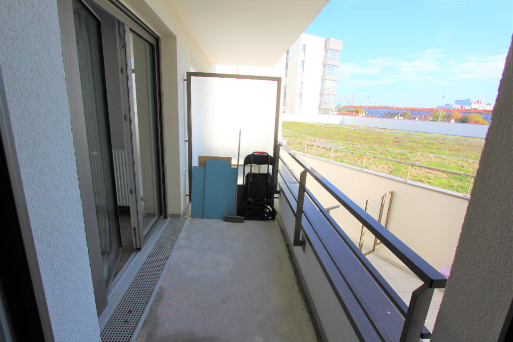 Appartement NEUF meublé de type F2 proche métro Louis ...