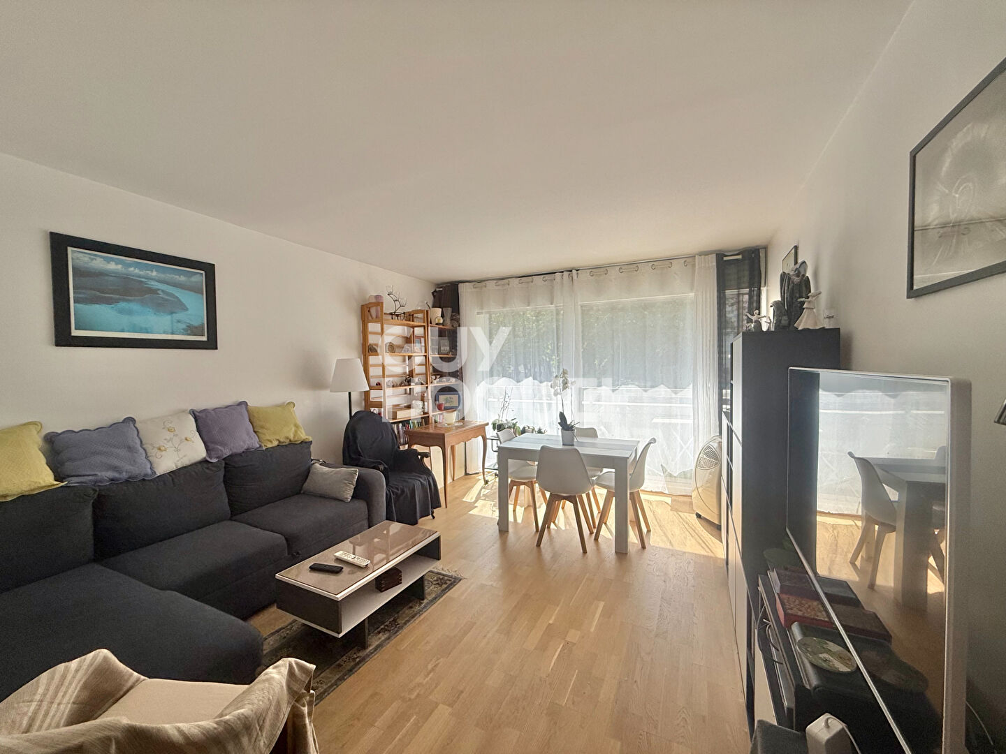 Appartement Chevilly Larue 3 pièces limite L'Haÿ les Roses.