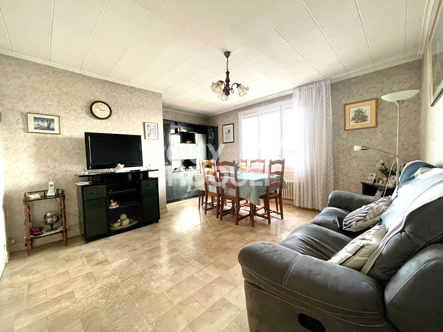 Appartement 4 pièces proche L14