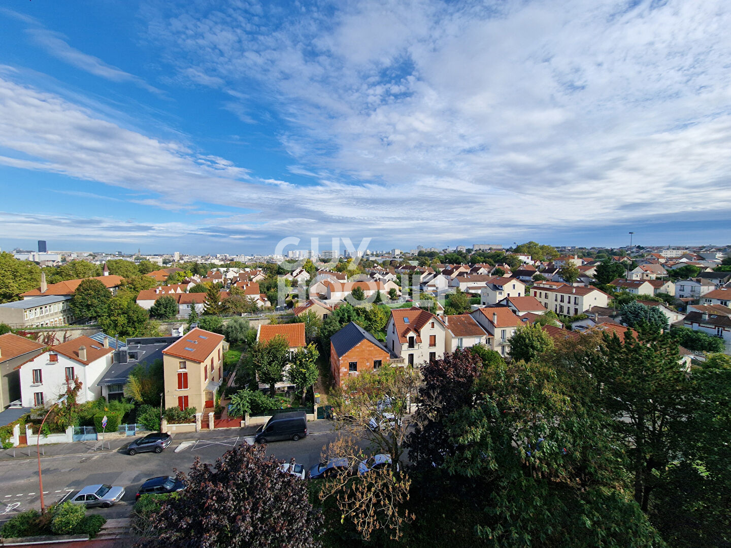 5 PIÈCES - PARKING - CELLIER