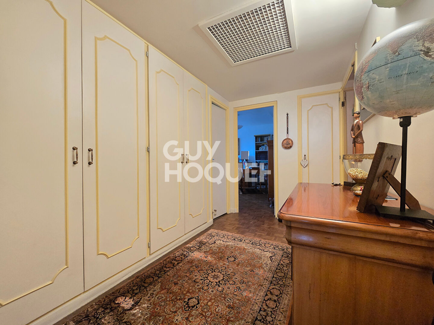 5 PIÈCES - PARKING - CELLIER