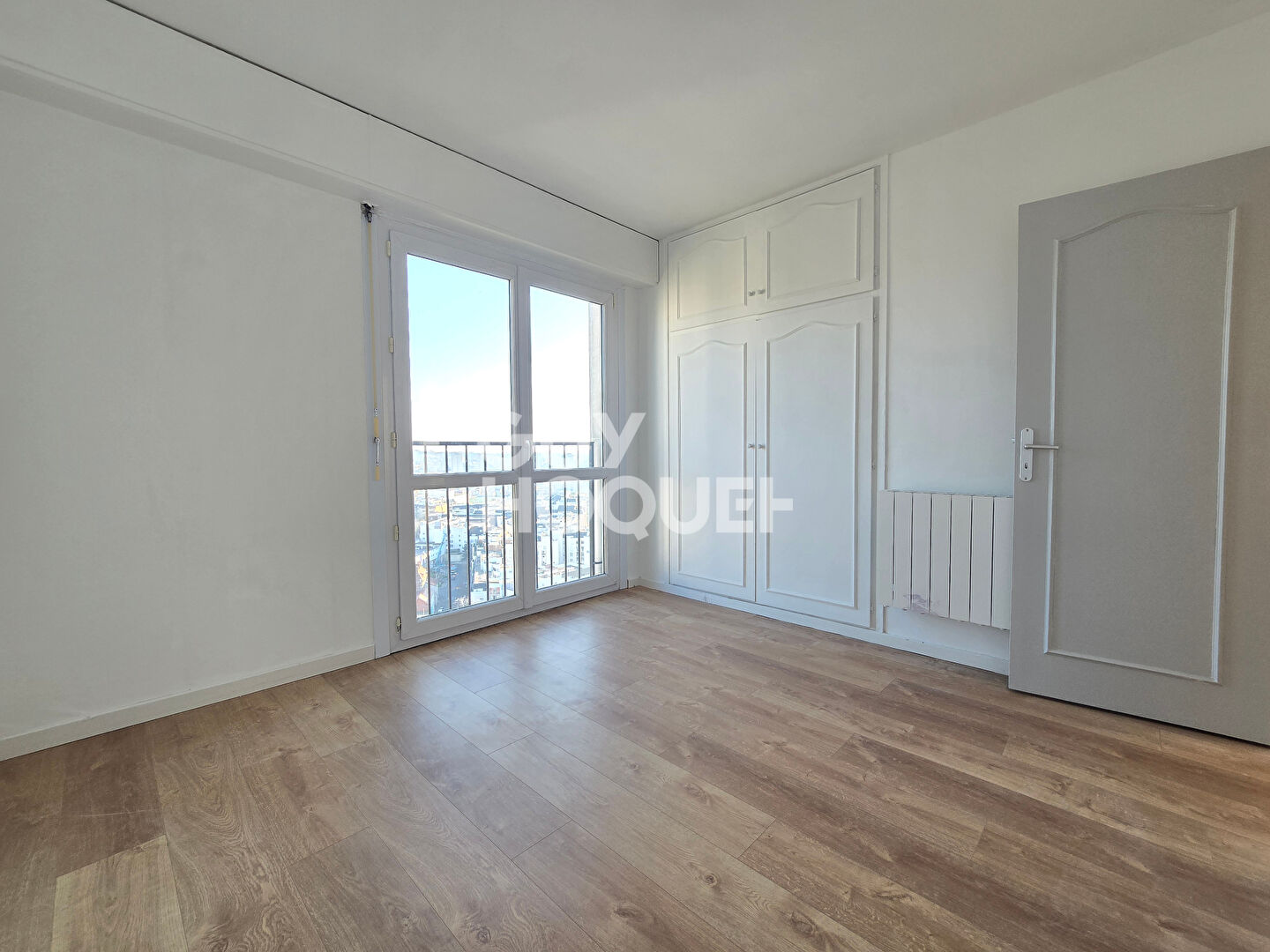 5 PIÈCES - VU IMPRENABLE - LUMINEUX