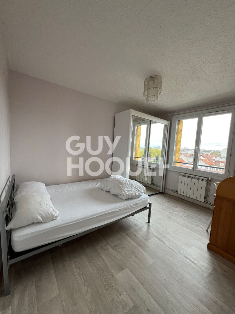 Appartement meublé proche commodités et RER