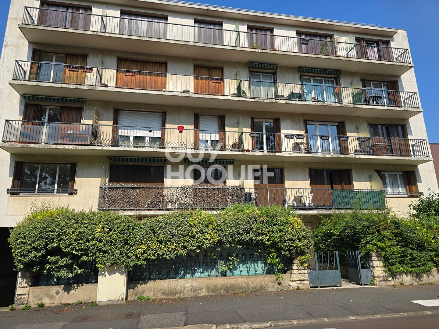 Appartement F2 centre ville CACHAN